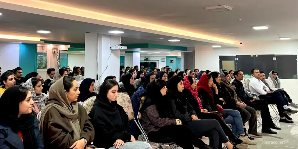 دورهمی کسرایی ؛ پیوندی فراتر از کار 1 دورهمی کسرایی روز دوشنبه 3 دی ماه